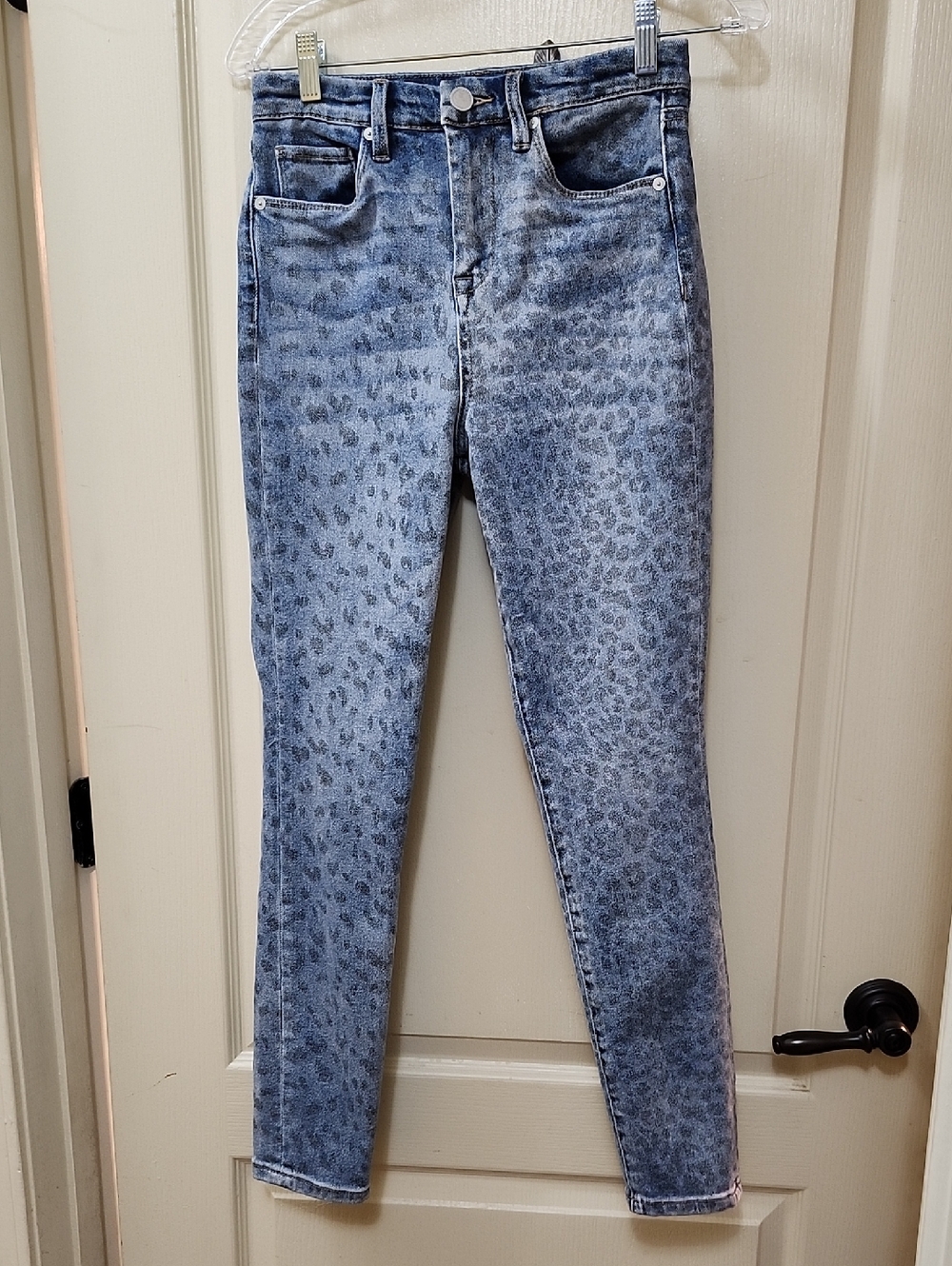 BLANKNYC SCRATCHED ANIMAL-PRINT HIGH RISE JEANS
